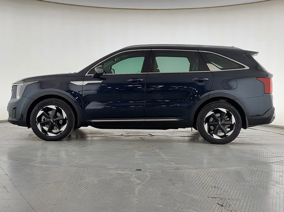 كيا سورينتو GLS HEV 2025 