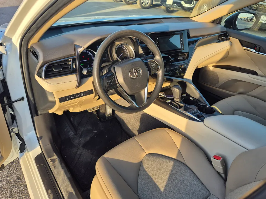 2023 Toyota Camry  LE HEV 