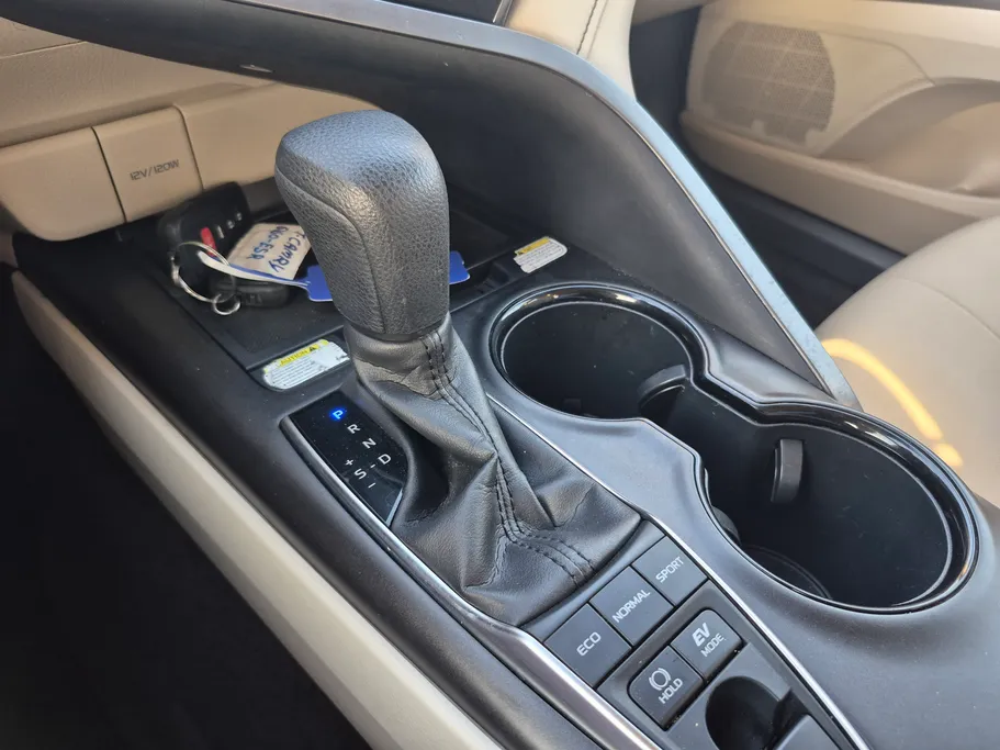 2023 Toyota Camry  LE HEV 