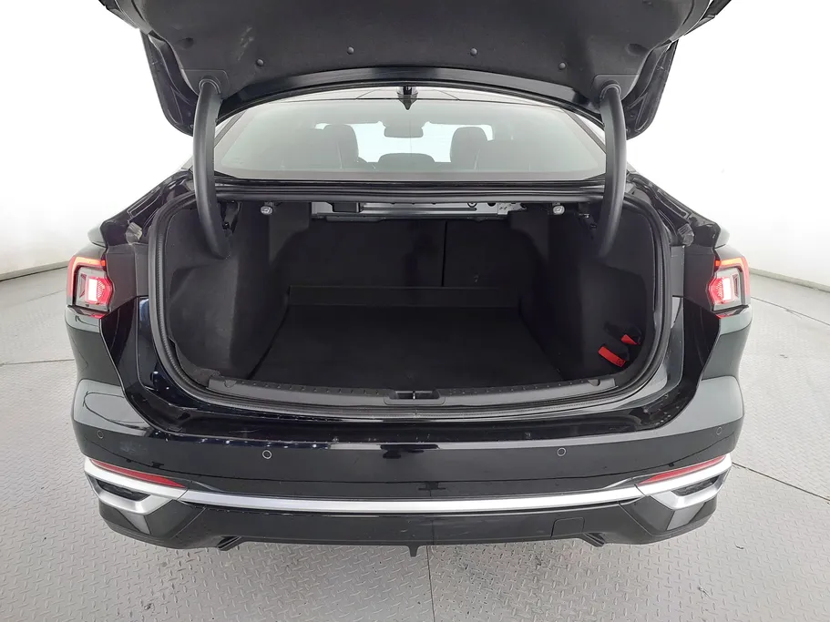 2024 Ford Taurus Titanium 