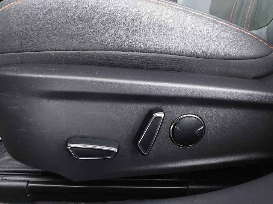 2024 Ford Taurus Titanium 