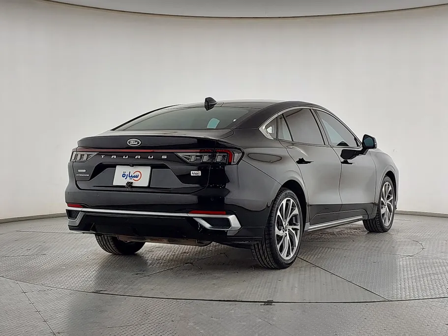 2024 Ford Taurus Titanium 