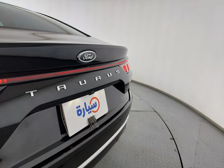 2024 Ford Taurus Titanium 