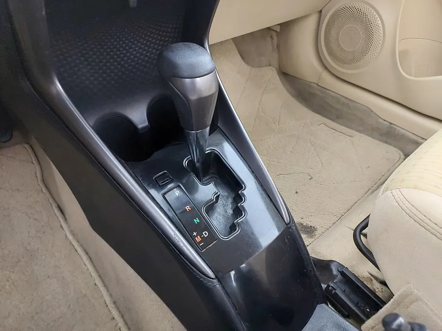 2022 Toyota Yaris  Y 