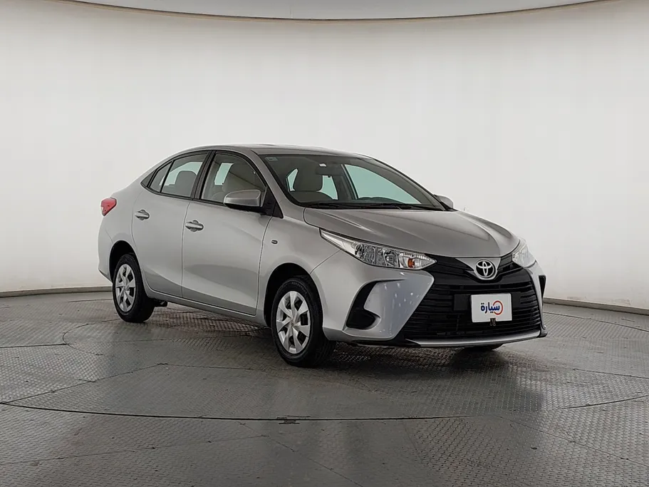 2022 Toyota Yaris  Y 