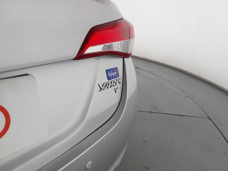 2022 Toyota Yaris  Y 