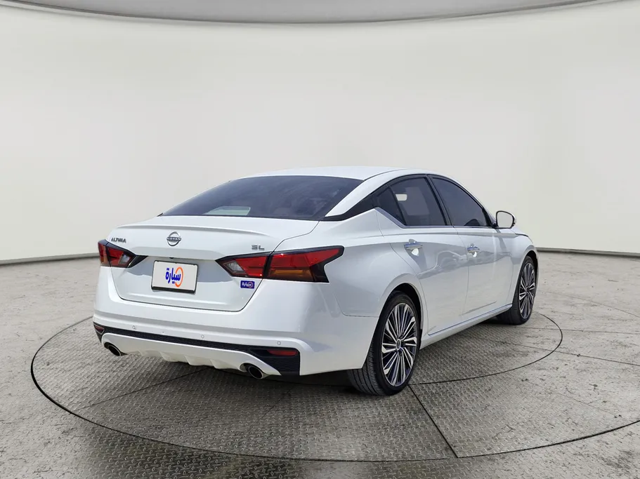 2023 Nissan Altima SL 