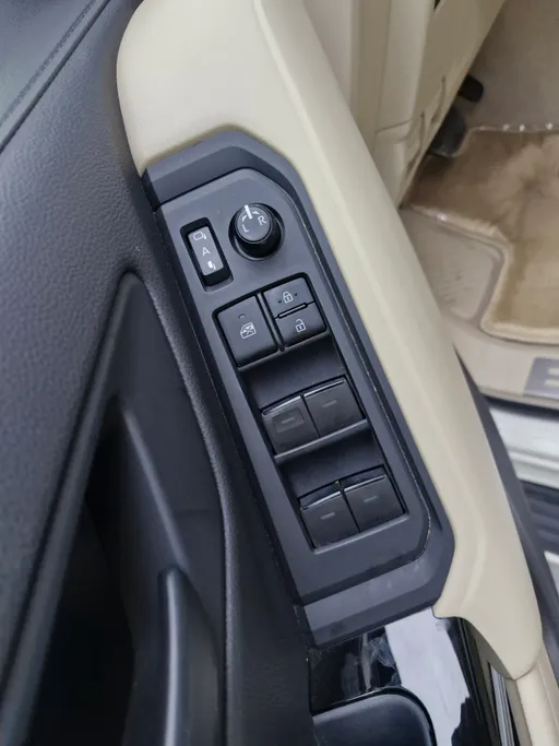2024 Toyota Land Cruiser GXR3 