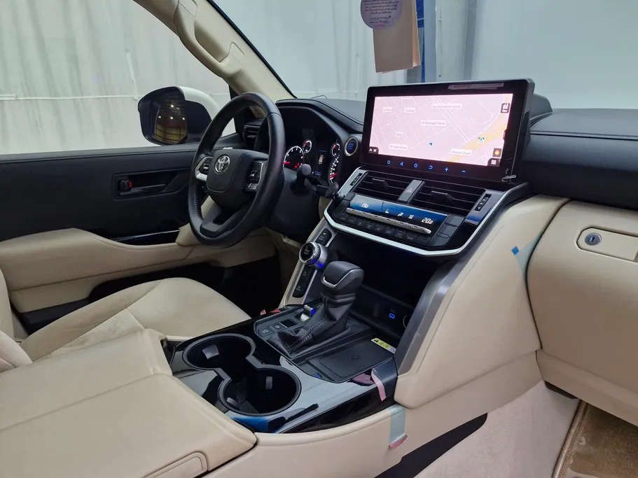 2024 Toyota Land Cruiser GXR3 