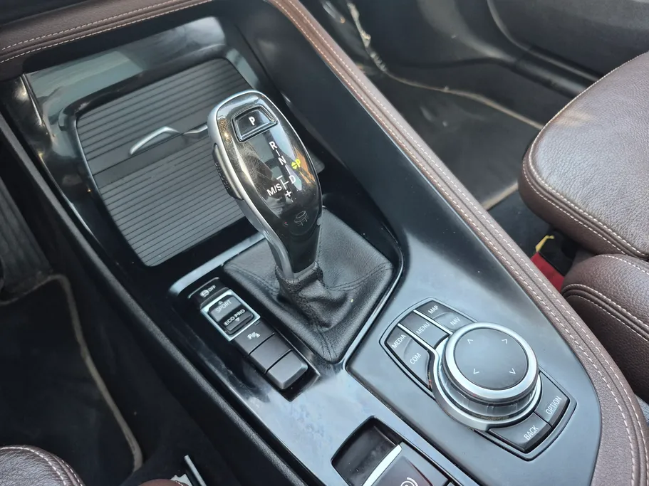 2020 BMW X Series 1 S Drive 20 i  