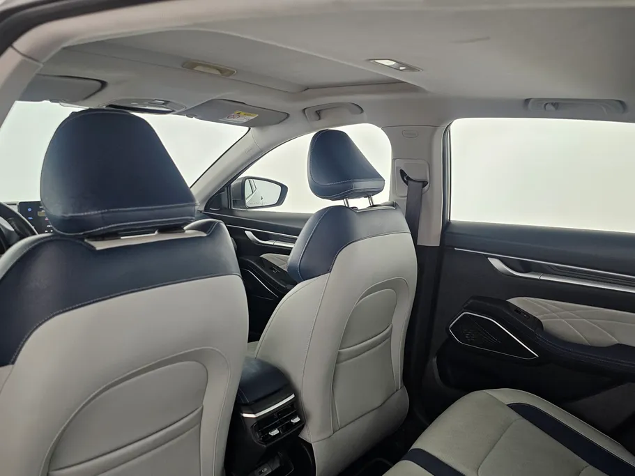 2024 Geely Emgrand GK 