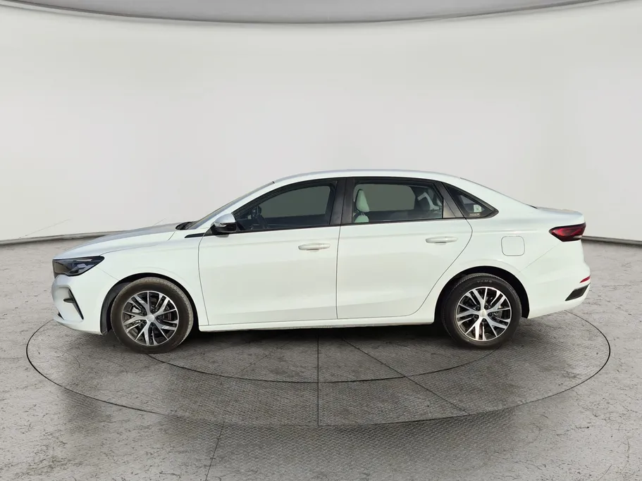 جيلي امجراند GS 2024 