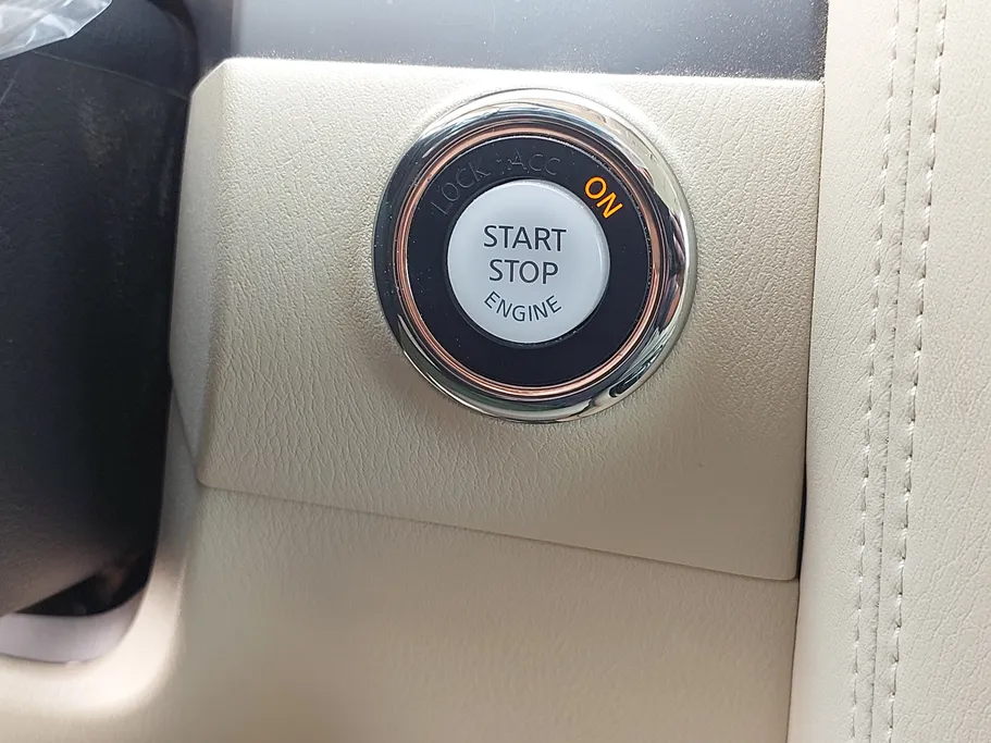 انفنتي QX 80  Luxe Sensory 2023 