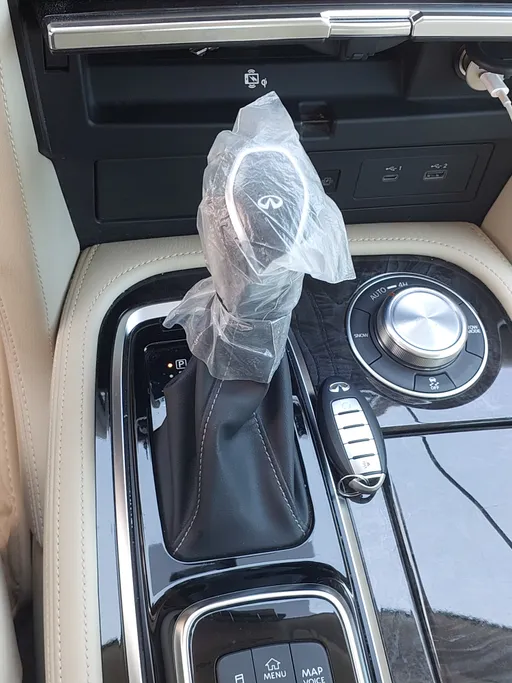 انفنتي QX 80  Luxe Sensory 2023 