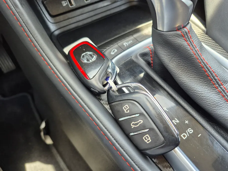 2024 MG ZS STD 