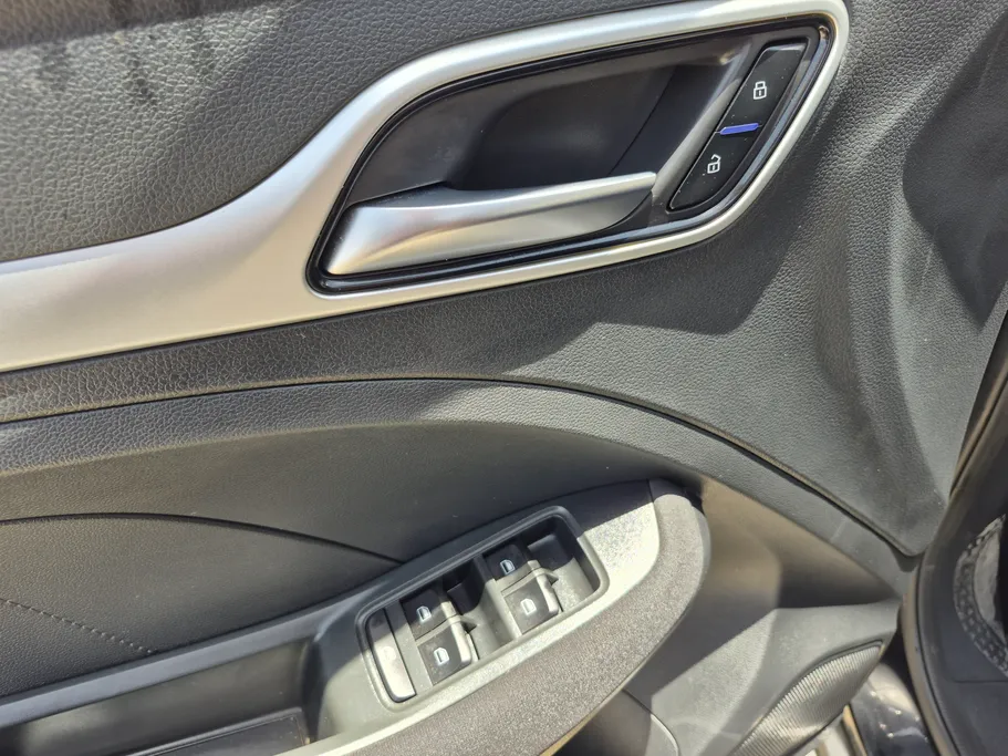 2024 MG ZS STD 