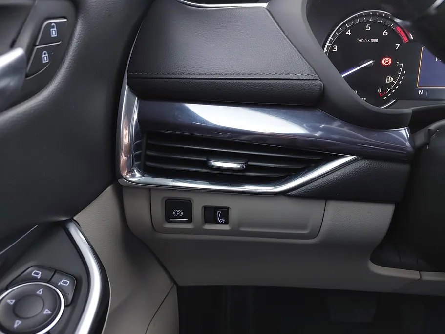 2023 Cadillac XT4  