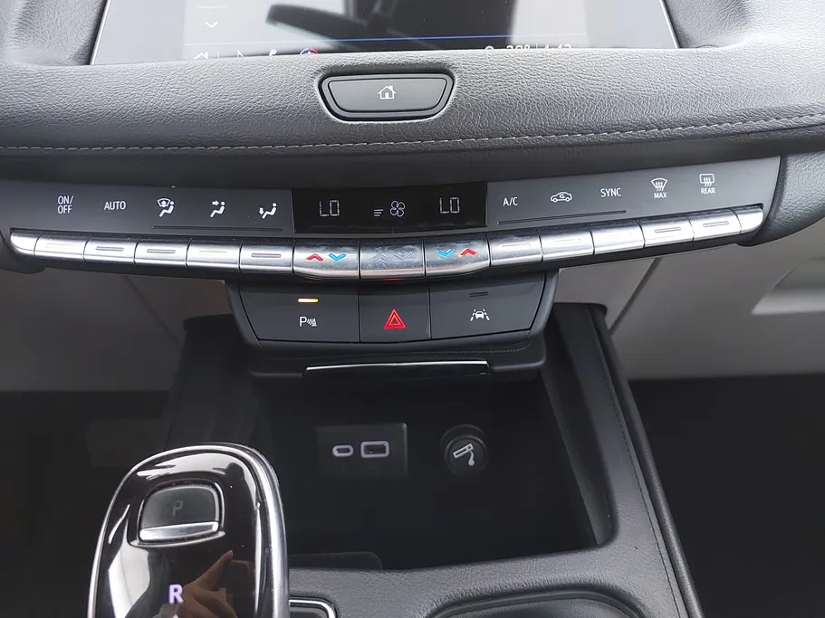 2023 Cadillac XT4  