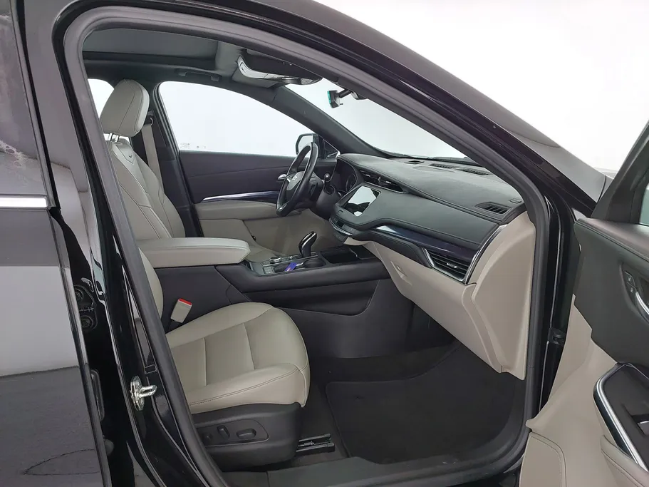 2023 Cadillac XT4  