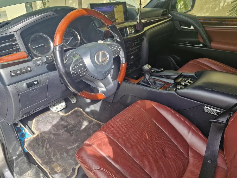 لكزس LX 570 S 2019 