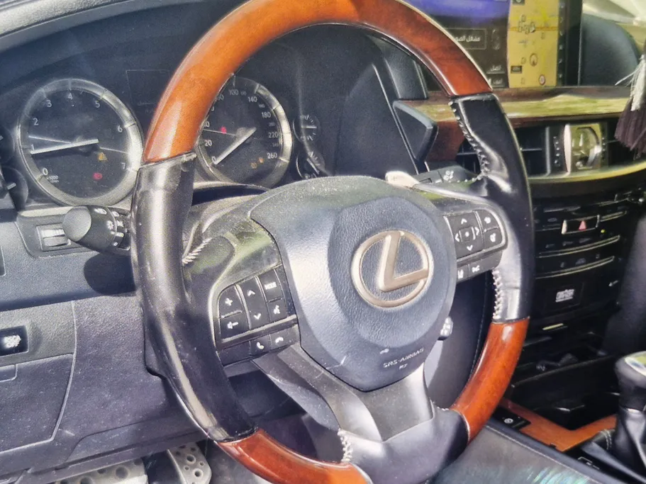 لكزس LX 570 S 2019 