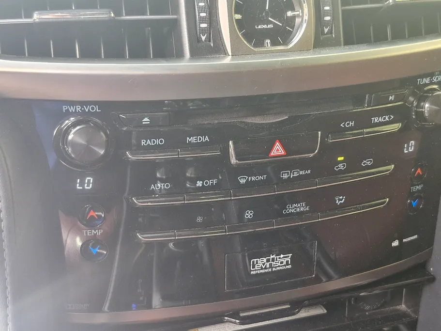 لكزس LX 570 S 2019 