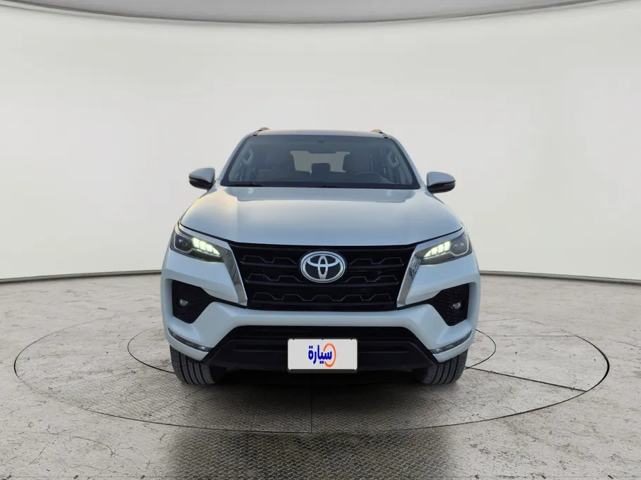2023 Toyota Fortuner VX 