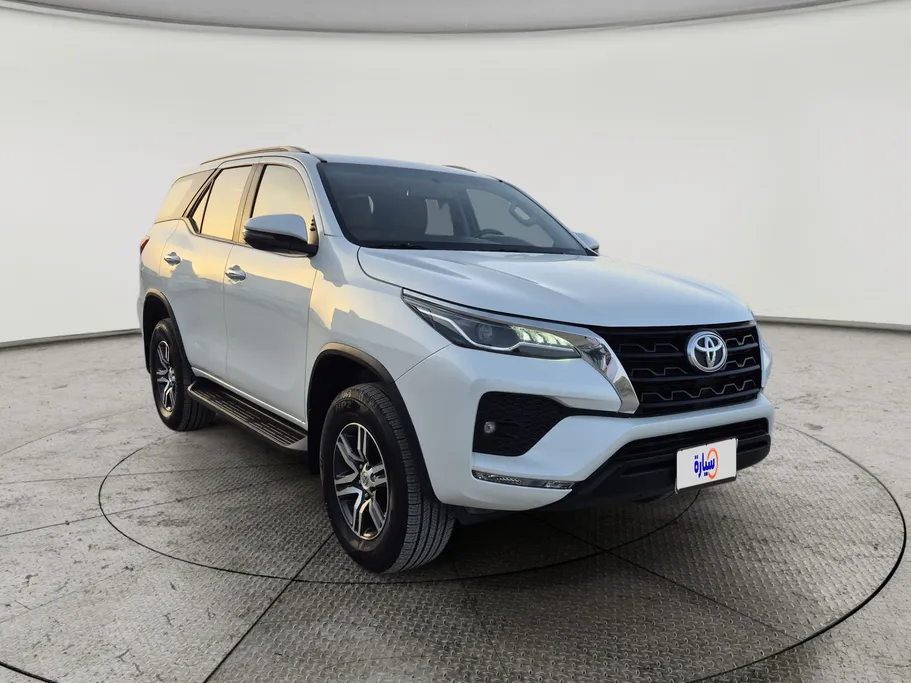2023 Toyota Fortuner VX 