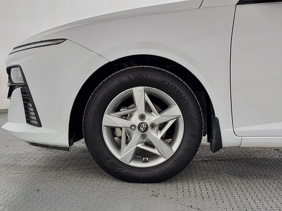2024 Hyundai Accent Smart 