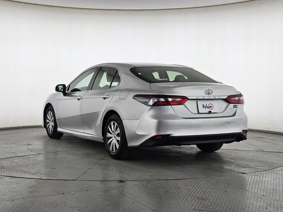 2022 تويوتا Camry  LE 