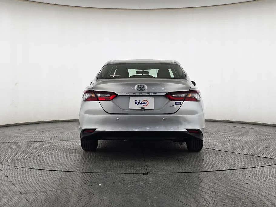 2022 تويوتا Camry  LE 