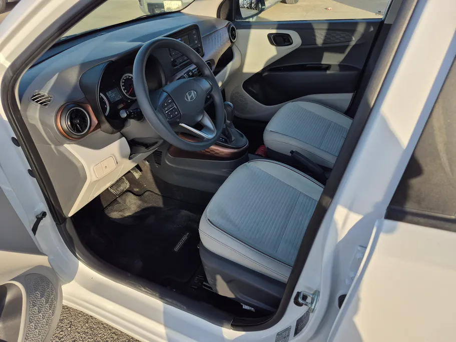 هيونداي Grand i10 فلييت 2025 