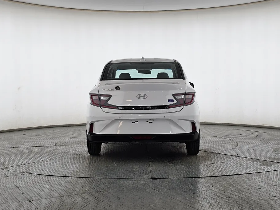 هيونداي Grand i10 فلييت 2025 