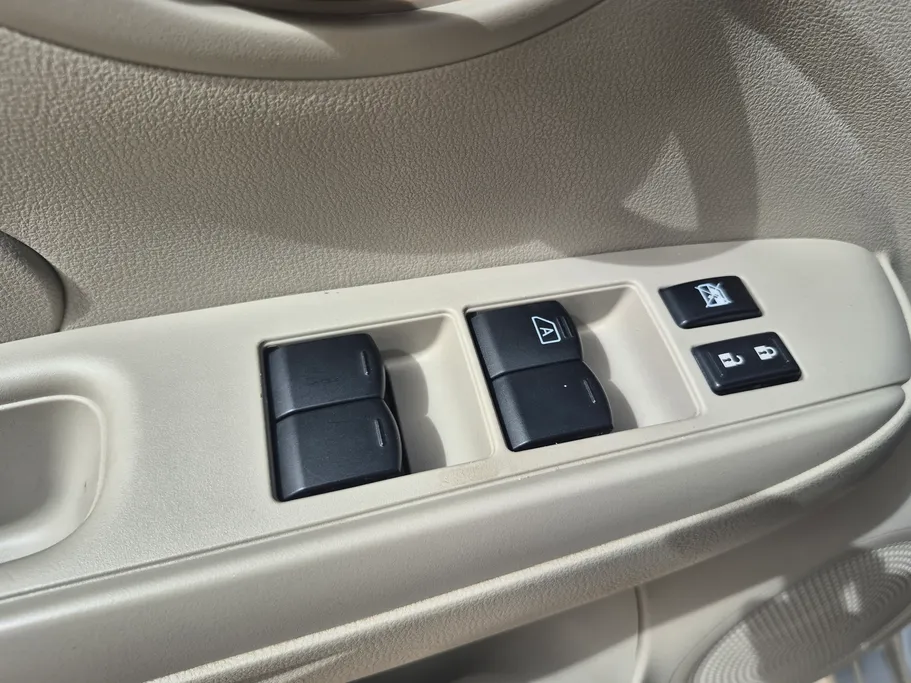 2024 Nissan Sunny SV Comfort 