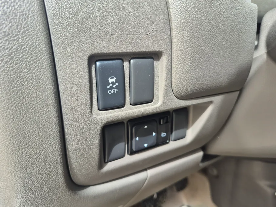 2024 Nissan Sunny SV Comfort 