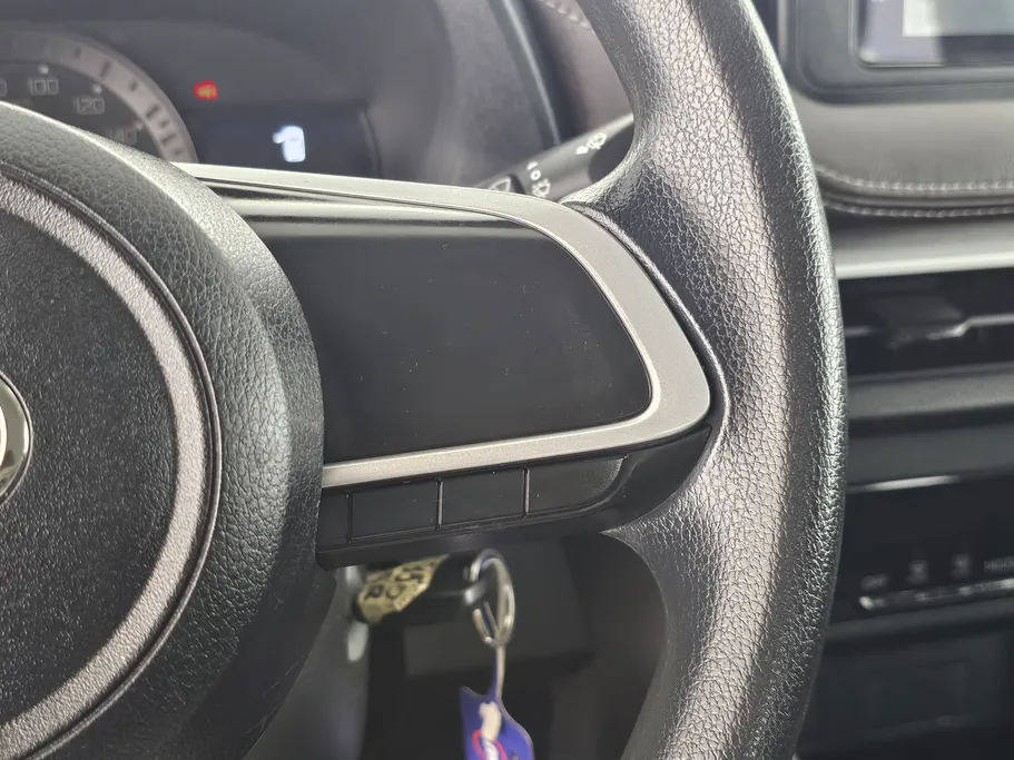2023 Toyota Yaris  Y 