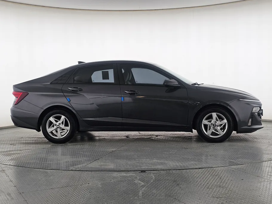 2024 Hyundai Accent Fleet 