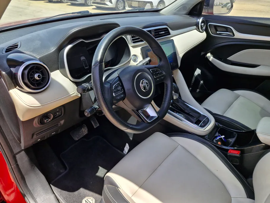 ام جي ZS LUX 2022 