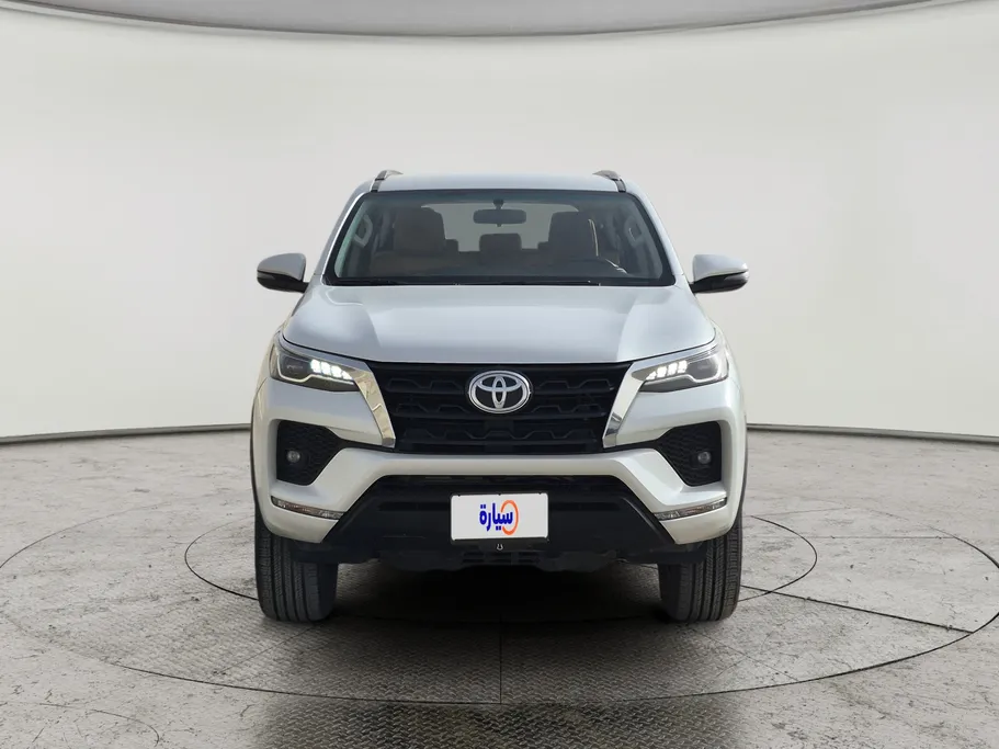 2024 Toyota Fortuner VX 