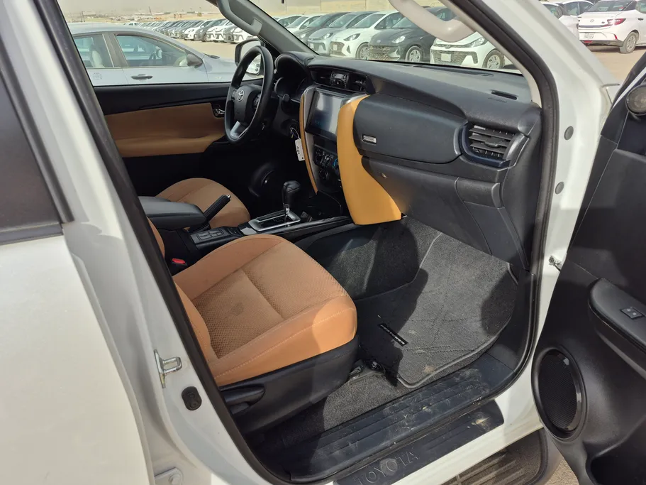 2024 Toyota Fortuner GX 