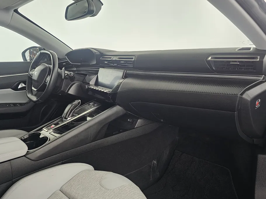 2020 Peugeot 508 Allure 
