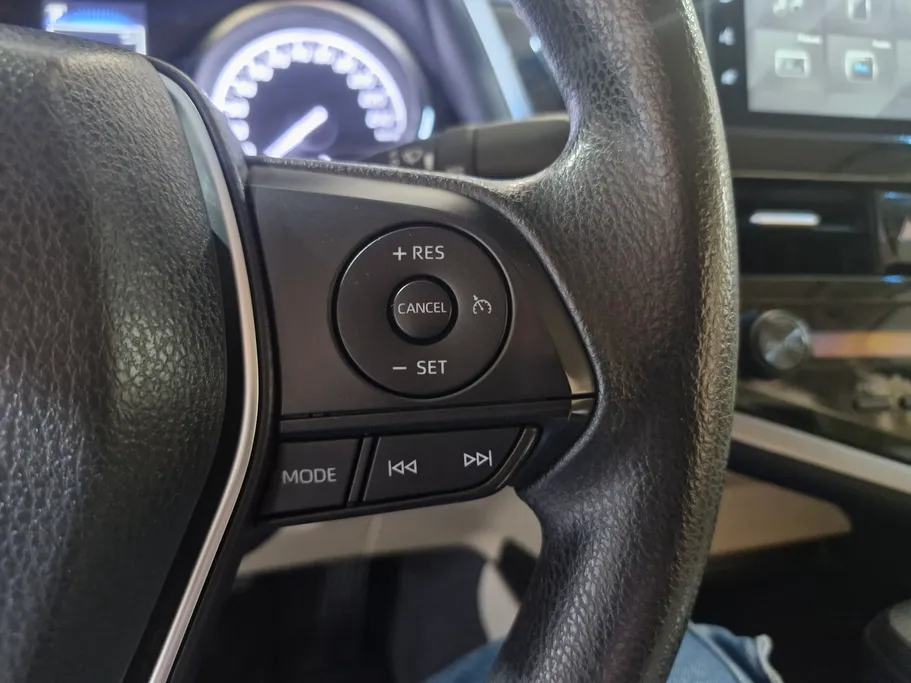 2023 Toyota Camry  LE HEV 