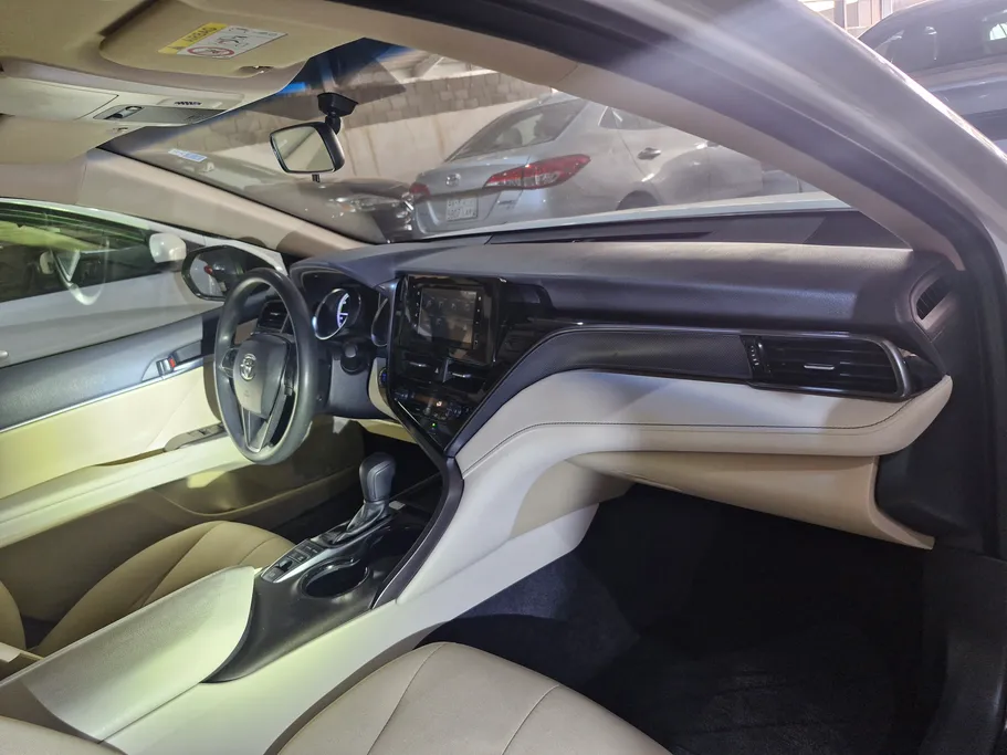 2023 Toyota Camry  LE HEV 