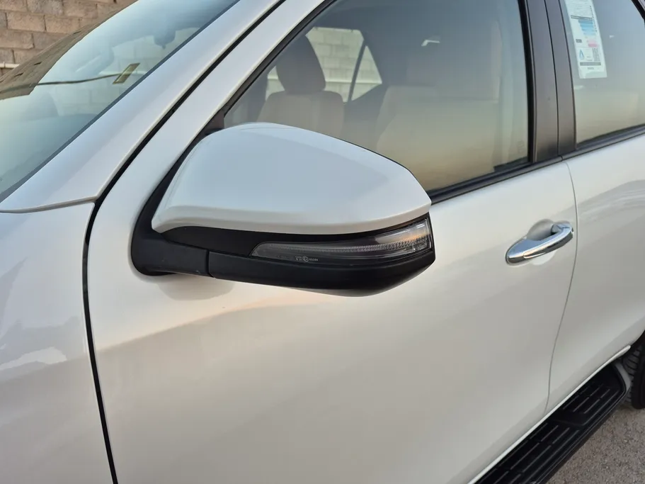 2024 تويوتا Fortuner GX 