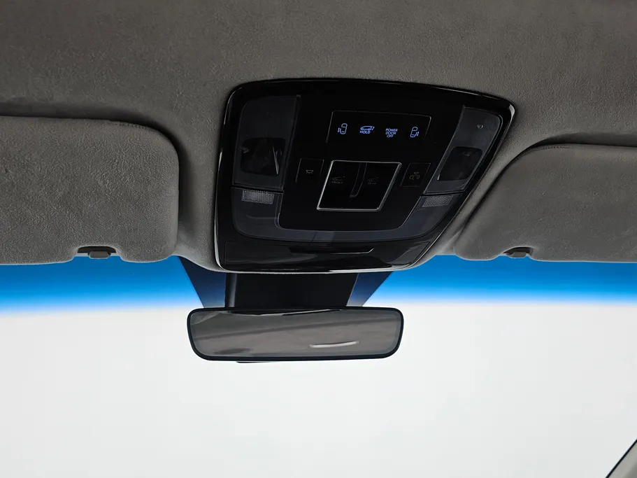 2024 Hyundai Staria VIP 