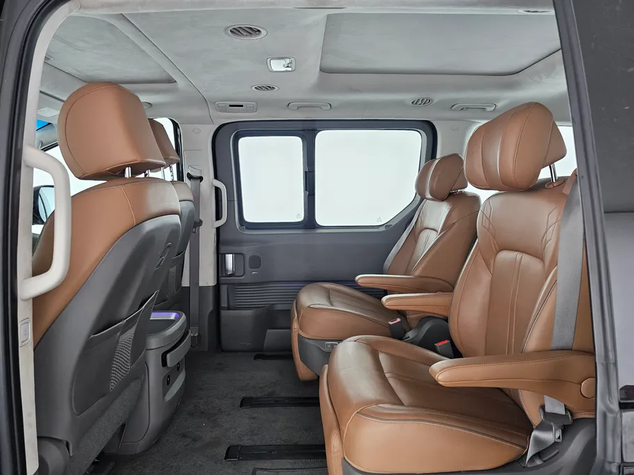 2024 Hyundai Staria VIP 
