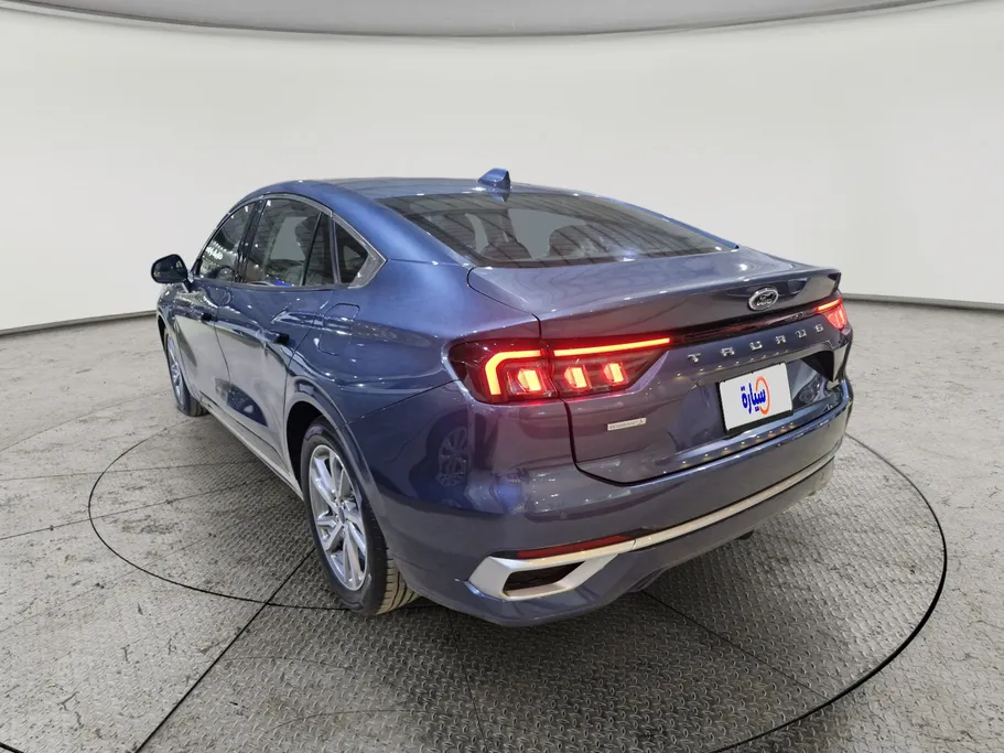 2023 Ford Taurus Trend 