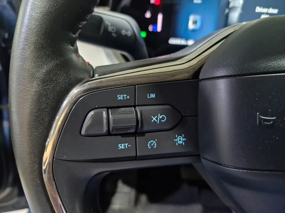 2023 Ford Taurus Trend 