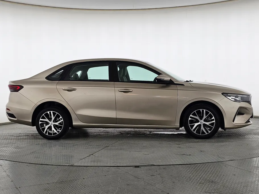 جيلي امجراند GS 2023 