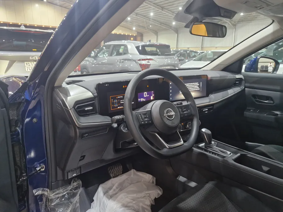 2025 Nissan Kicks S 